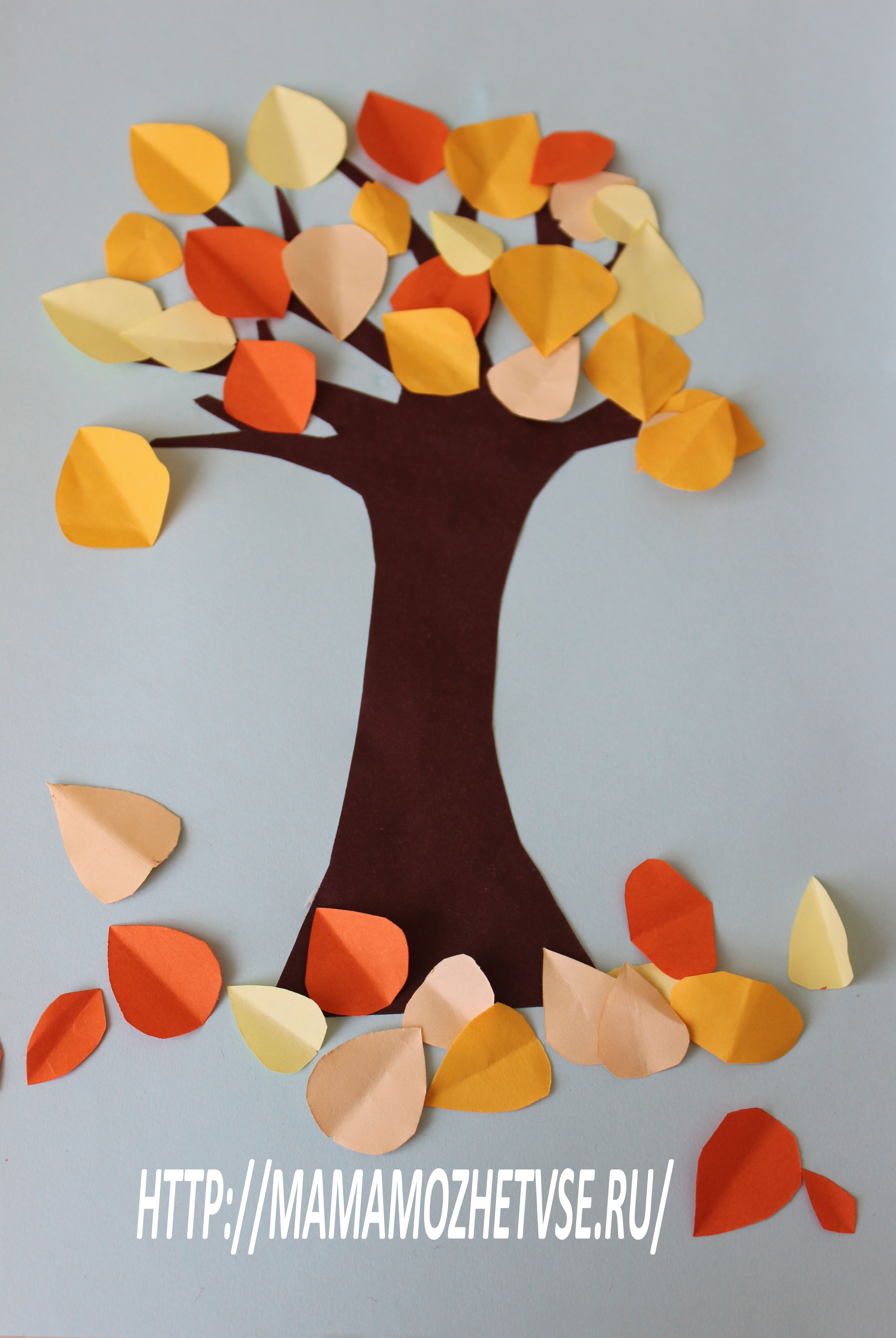 Аппликация из пластилина на картоне «Осеннее дерево»