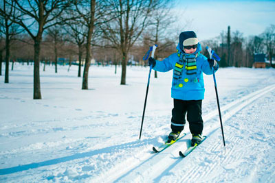 Загадка про лыжи для детей дошкольного возраста