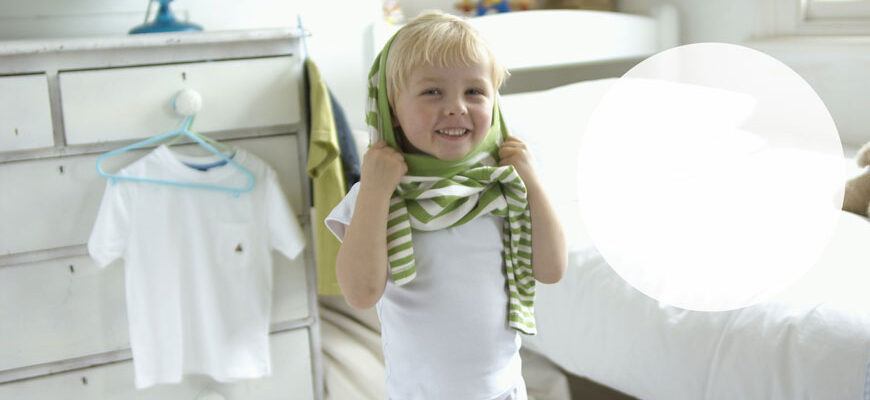 Как научить ребенка одеваться самостоятельно в 3 года