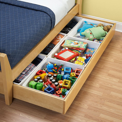 хранение детских игрушек под кроватью