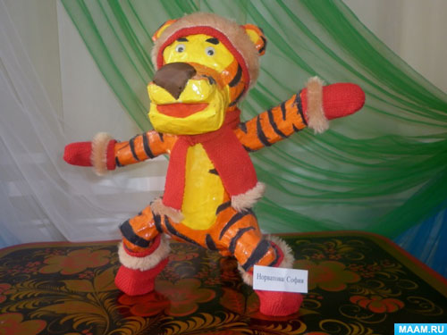 Тигр из бумаги на Новый год для школьника