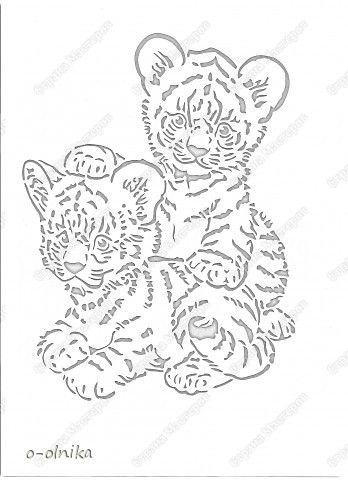 Вытынанка на окно из бумаги тигр