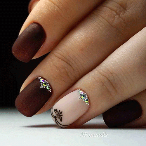 маникюр на короткие ногти зимний дизайн
