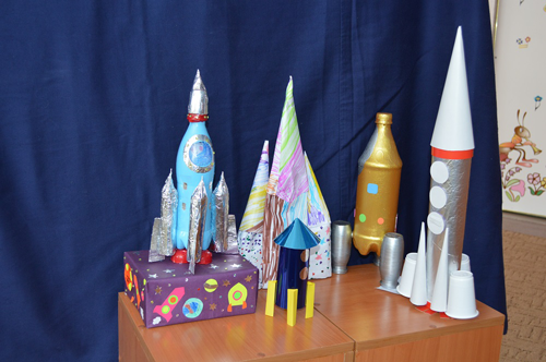 поделка ко дню космонавтики в детский сад своими руками