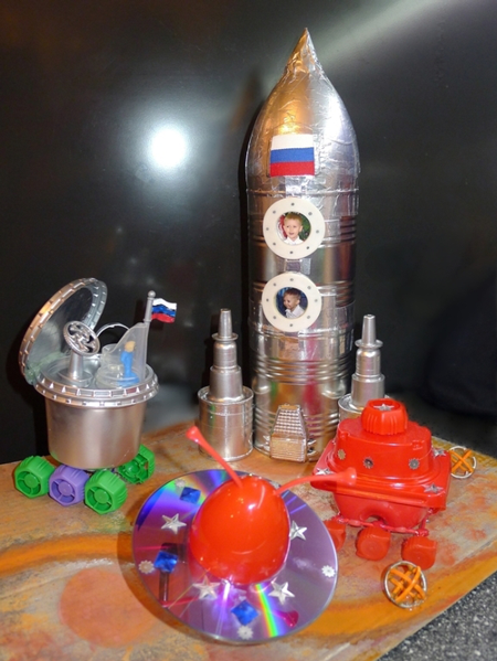 поделка +ко дню космонавтики в детский сад ракета 7
