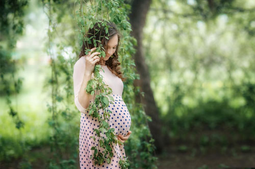цветущие сады идеи для весенних фотосессий для беременных