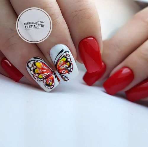 модный маникюр на короткие ногти с бабочками дизайн 9