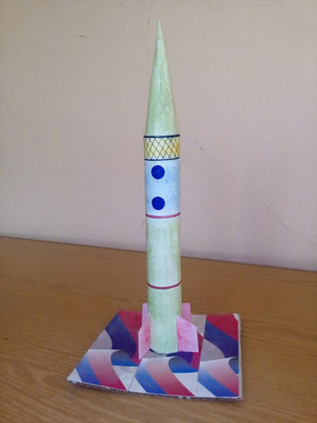 объемная ракета из бумаги своими руками для детей поэтапно