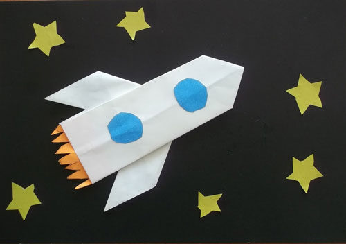 объемная ракета из бумаги своими руками для детей поэтапно 6
