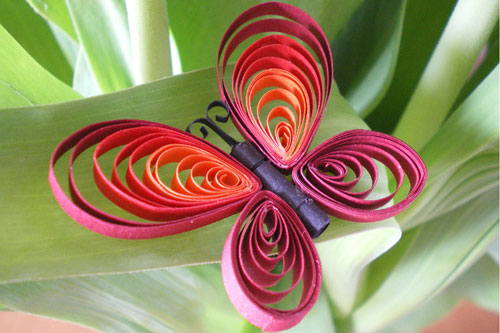 поделка бабочка из полосок цветной бумаги