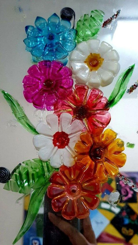 как делать цветы из пластиковых бутылок