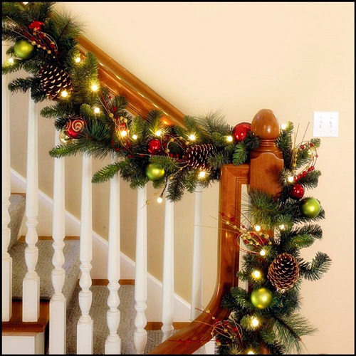 украшаем лестницу к Новому году в доме 6