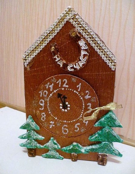 поделка новогодние часы на елку своими руками 4