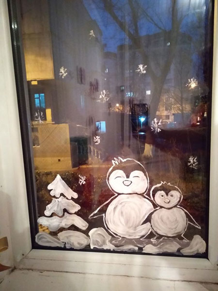 рисунки пастой на окне к Новому году поэтапно 8