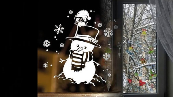 Рисунки пастой на окне к Новому году 7