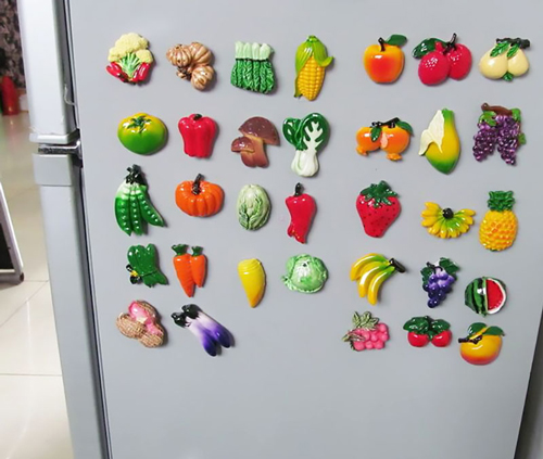 Как сделать оригинальный магнитик на холодильник 2