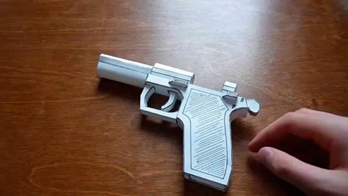 как сделать пистолет из бумаги который стреляет бумагой 7