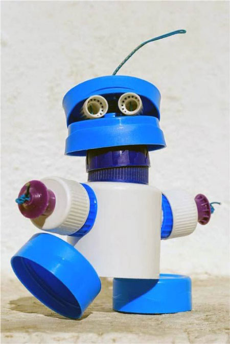 поделка робот из подручных материалов фото 4