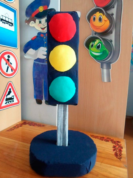 поделка светофор своими руками в детский сад 1