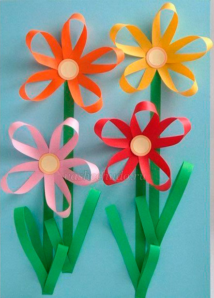 поделка цветок из цветной бумаги для детей 5