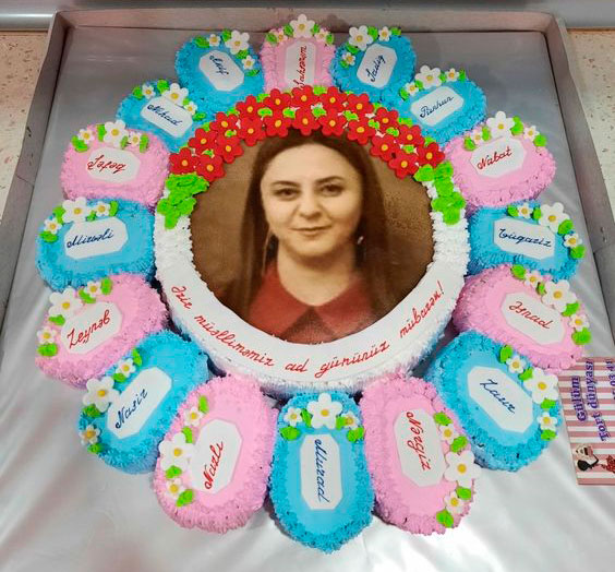 торт на выпускной в детский сад с именами солнышко 6